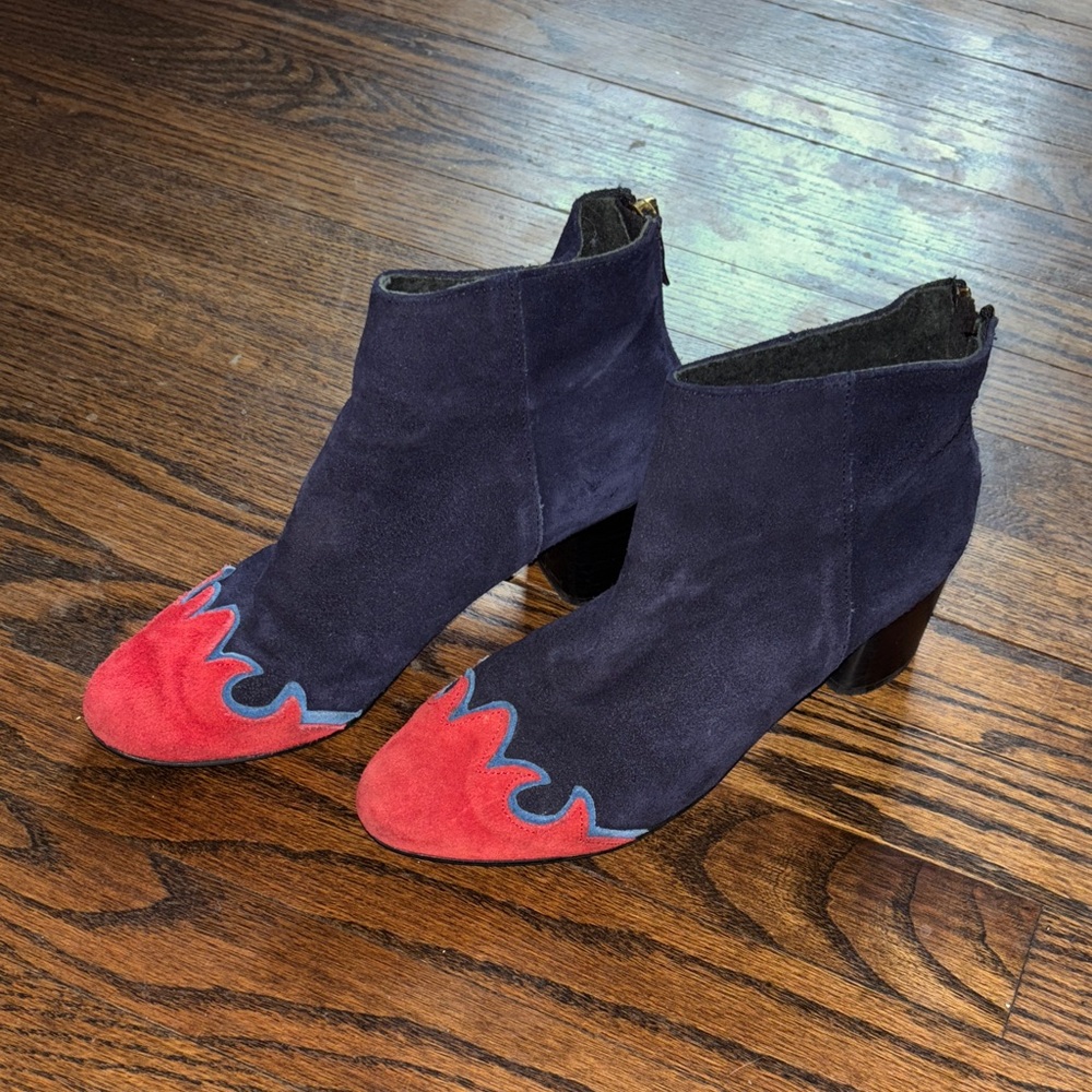 Free People Stylish Navy and Red Women's Ankle Boots